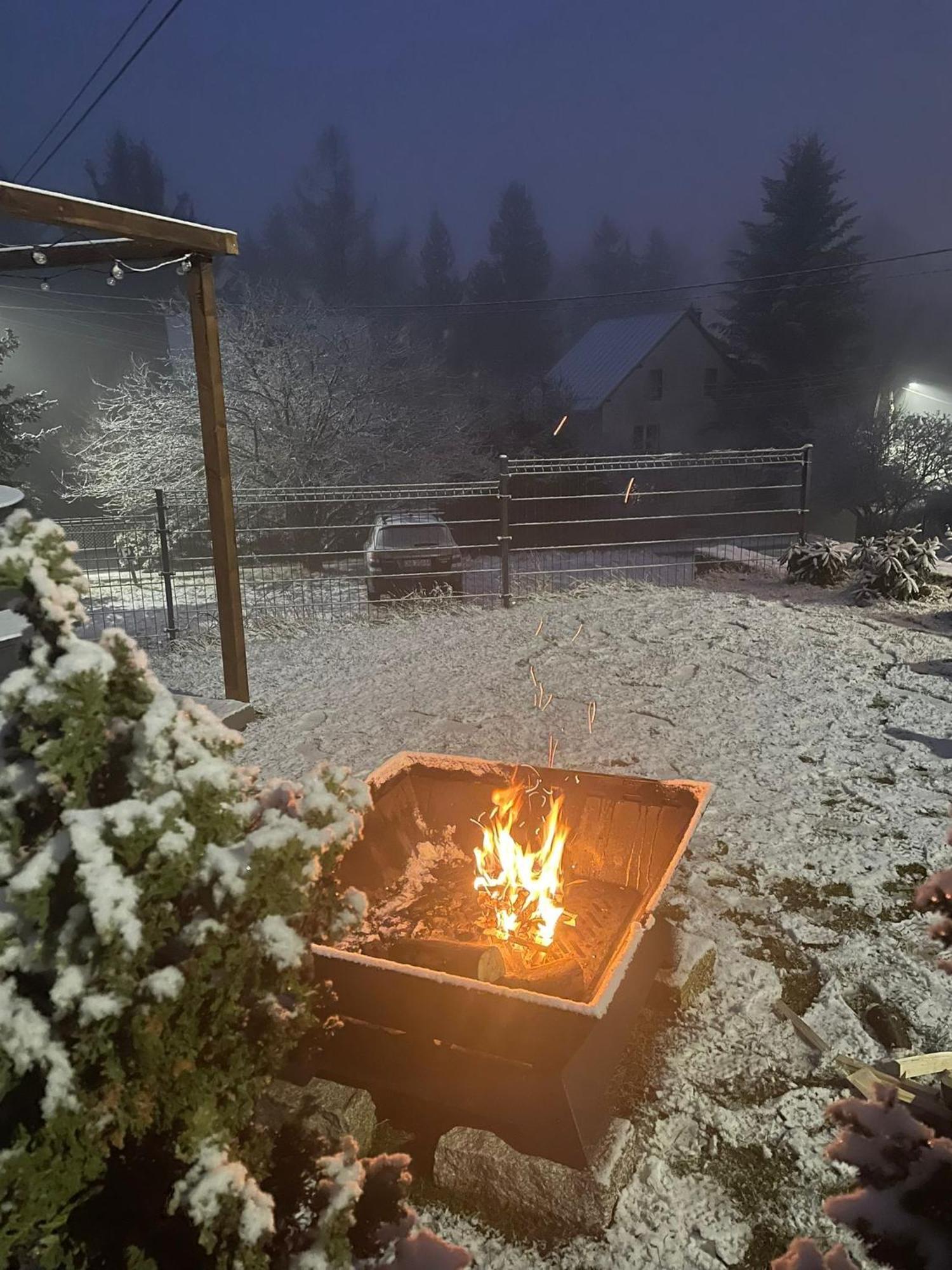 Z Widokiem Apartamenty - Apartamenty Z Widokiem Na Gory I Zewnetrzna Balia Szklarska Poręba Exteriör bild